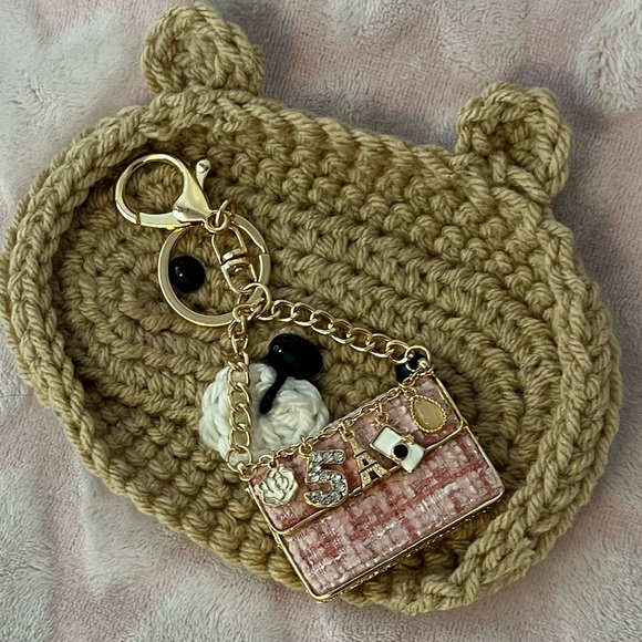 Chic Pink Bag Charm 👛💖 - Picture 2 of 3